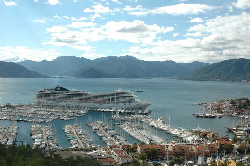 MARMARIS LIMANINA MAGNIFICA SURPRIZI